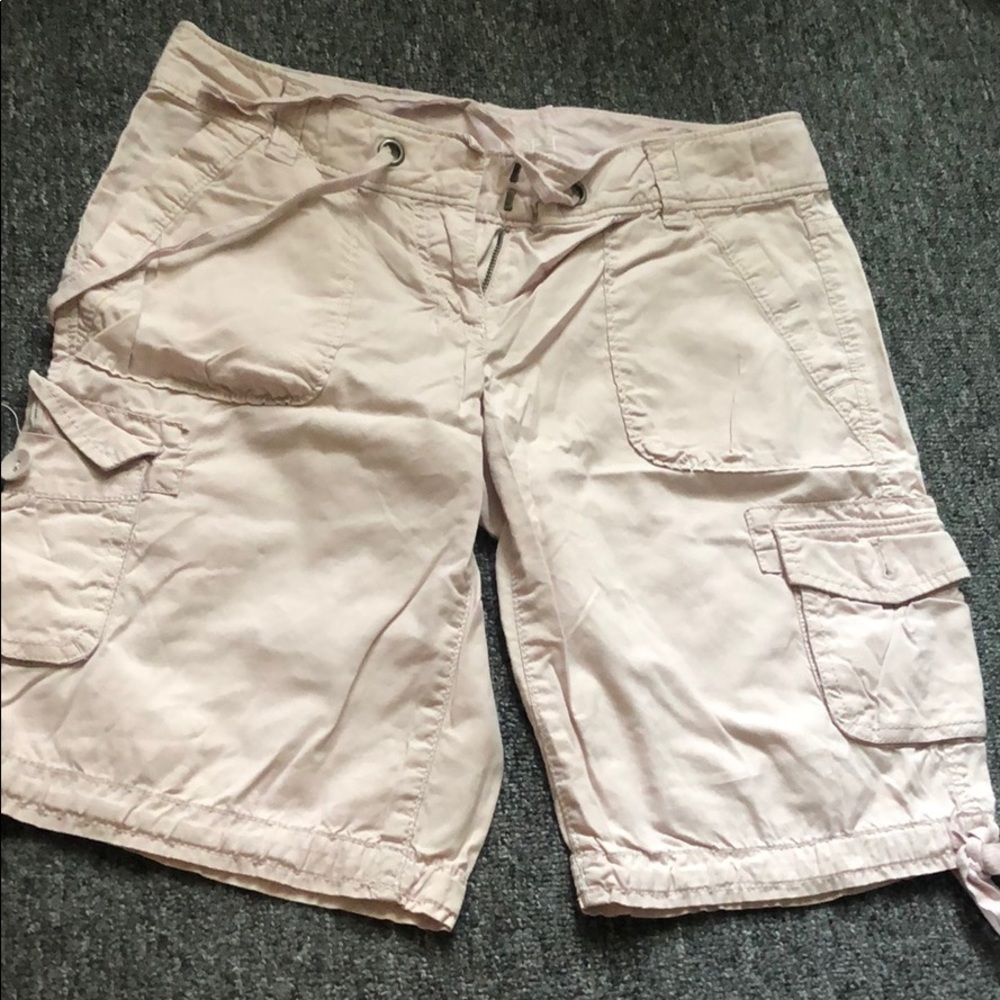 Never Worn Loft Khaki Shorts